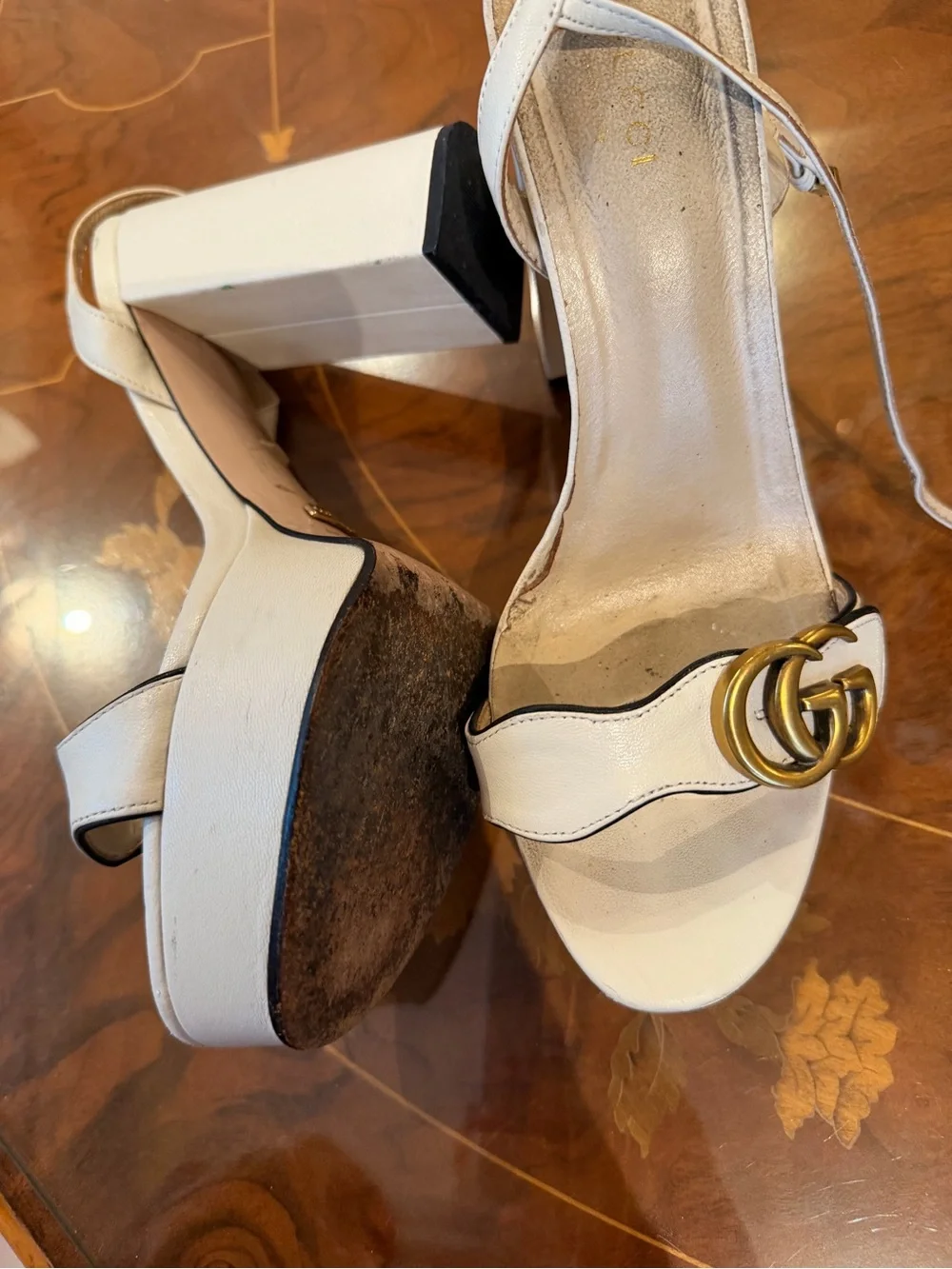 Gucci Cream Leather Block Heel Sandals with Gold Double G Sz 9.5